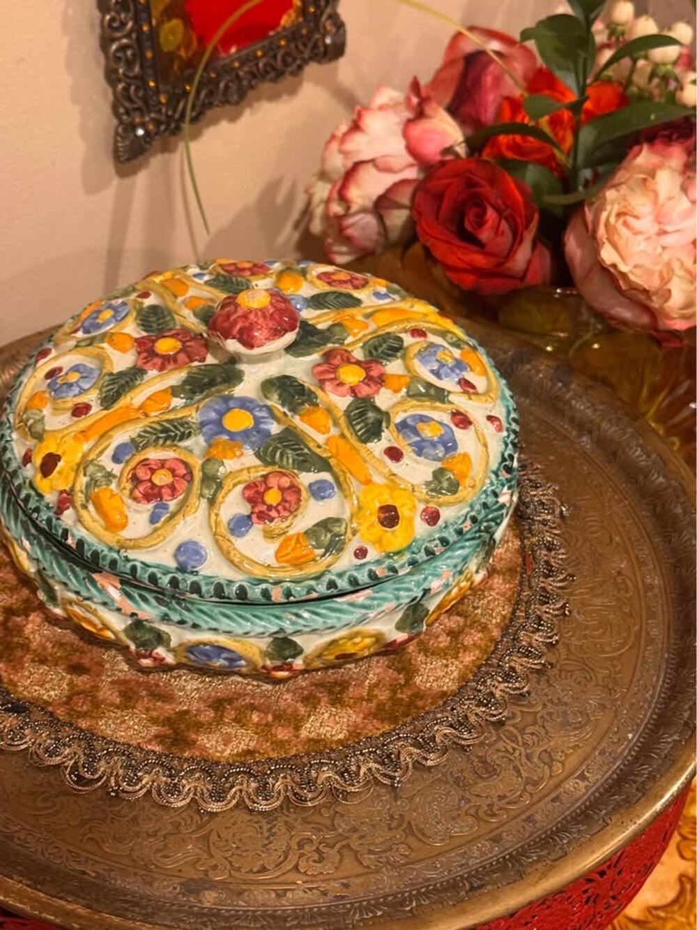 Vintage Manzoni Italy Hand-Painted Majolica Covered Decorative Bowl
